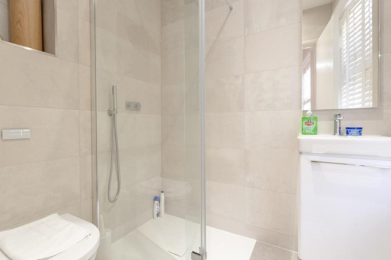 Fantastic 2 Bedroom Apartment In Central Londra Dış mekan fotoğraf